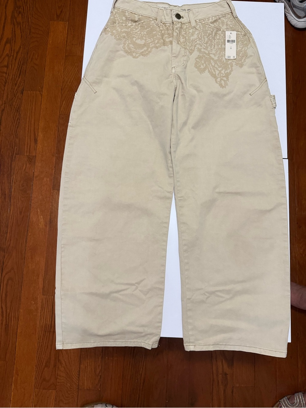 Anthropologie Beige Lace-Accent Cargo Bermudas